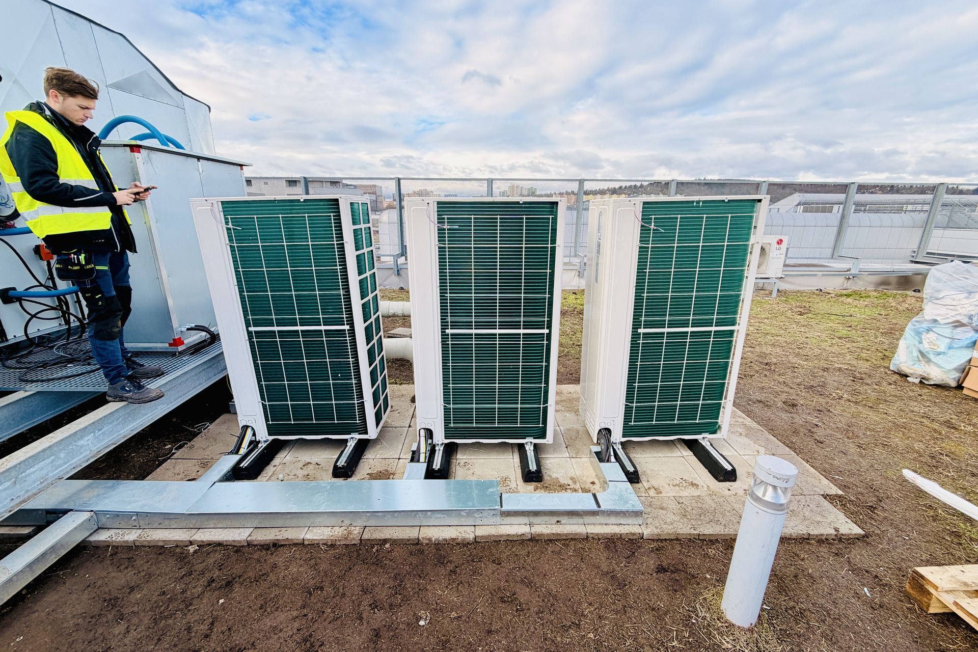 Instalace průmyslové klimatizace a vzduchotechniky pro firemní prostory